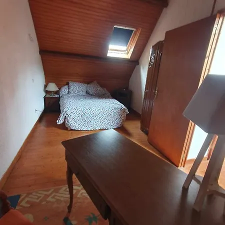 Des 3 Cailloux Kır Evi *